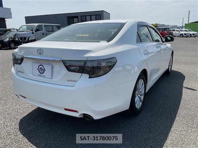 Toyota MARK X 2018-11 6676745-26
