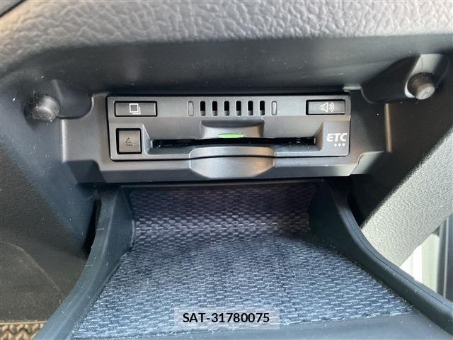 Toyota MARK X 2018-11 6676745-4