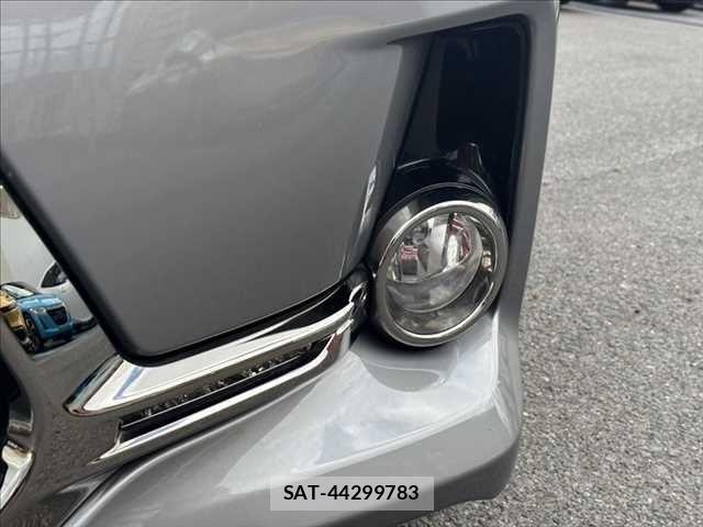 Toyota MARK X 2013-04 6676742-24