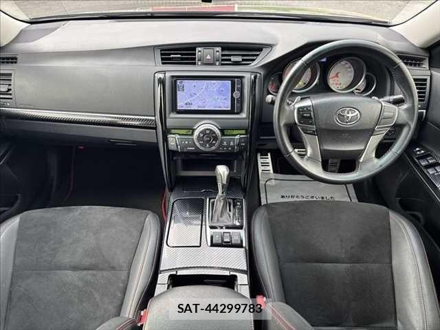 Toyota MARK X 2013-04 6676742-2