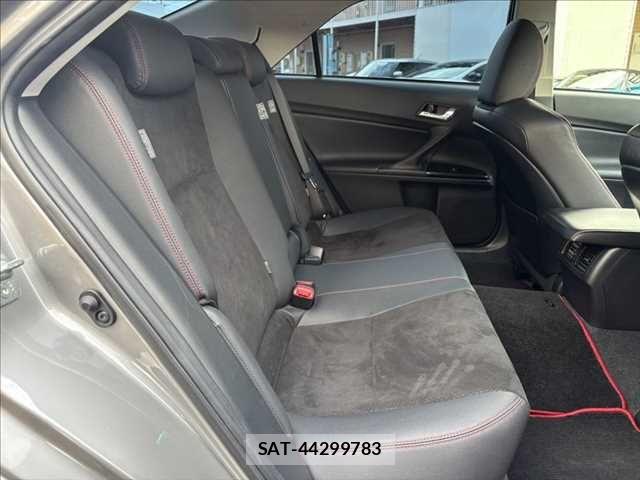 Toyota MARK X 2013-04 6676742-8