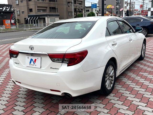 Toyota MARK X 2016-01 6752284-16