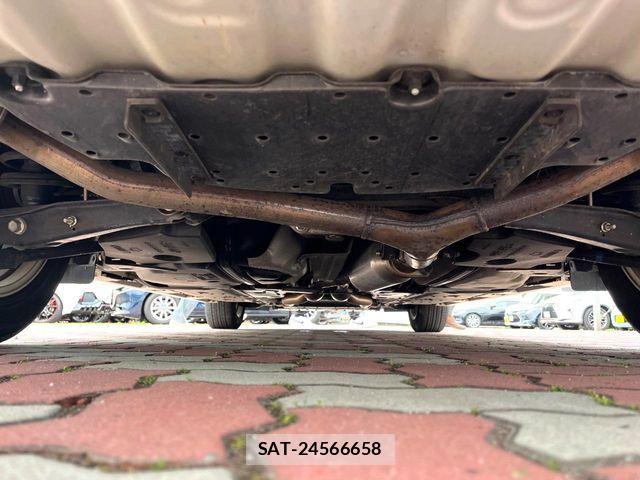 Toyota MARK X 2016-01 6752284-18