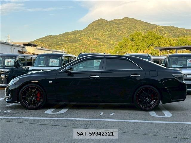 Toyota MARK X 2015-11 6752281-10