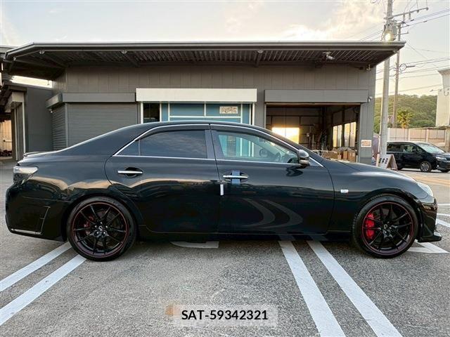 Toyota MARK X 2015-11 6752281-14