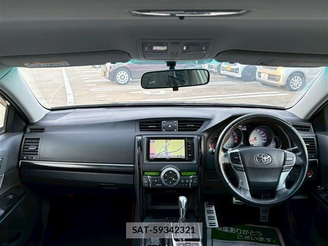 Toyota MARK X 2015-11 6752281-2