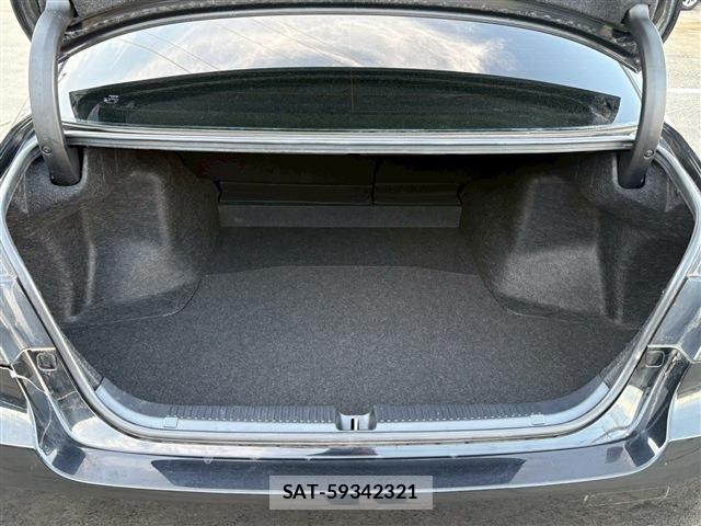 Toyota MARK X 2015-11 6752281-6