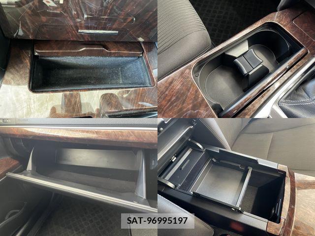Toyota MARK X 2019-01 6907948-20