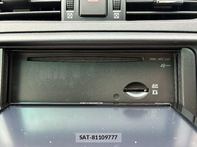 Toyota MARK X 2015-06 6907951-11