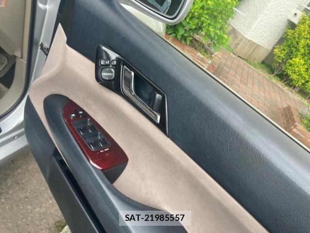 Toyota MARK X 2005-10 6907963-15