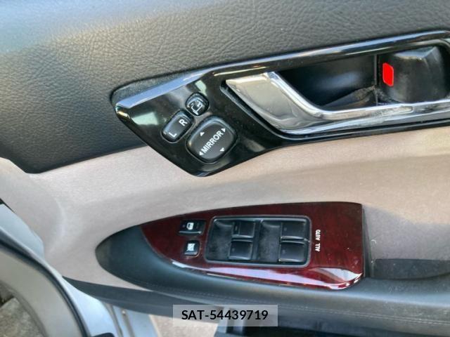 Toyota MARK X 2005-05 6995324-11