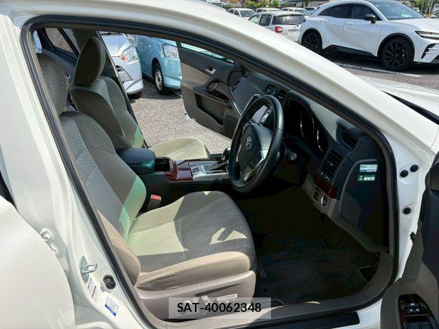 Toyota MARK X 2011-10 7020821-13