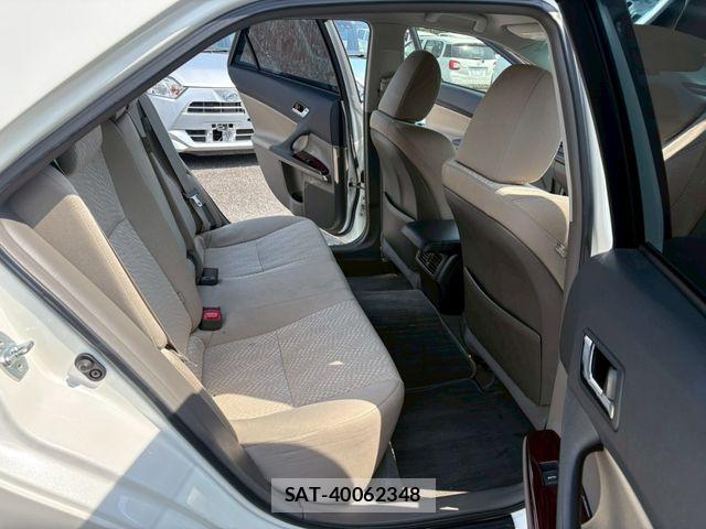 Toyota MARK X 2011-10 7020821-14