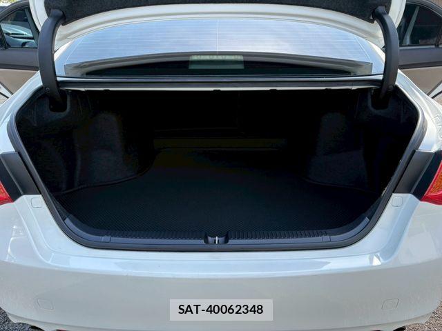 Toyota MARK X 2011-10 7020821-15