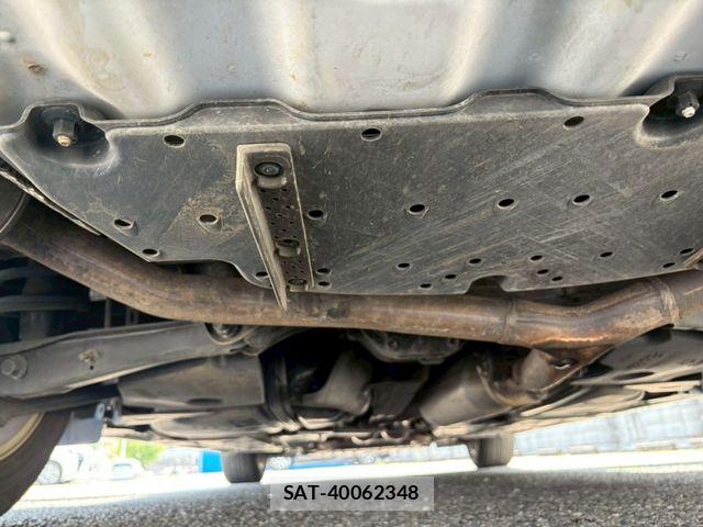 Toyota MARK X 2011-10 7020821-28
