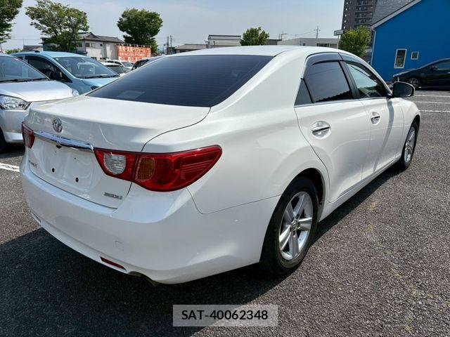 Toyota MARK X 2011-10 7020821-2