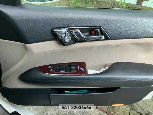 Toyota MARK X 2008-09 7020820-11