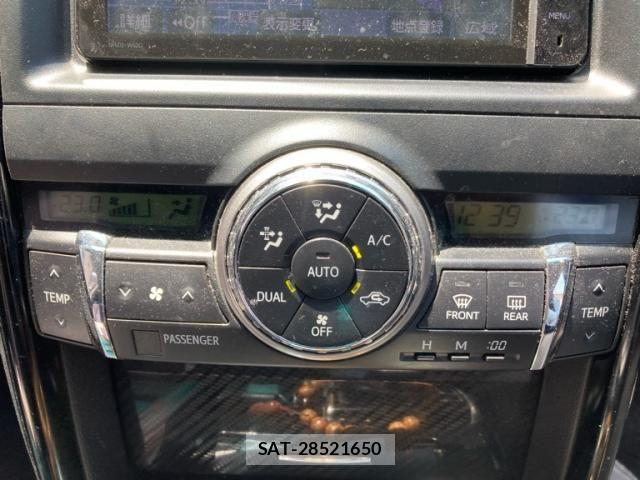 Toyota MARK X 2013-08 7020819-16