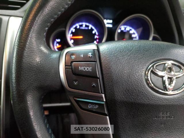 Toyota MARK X 2012-10 7059355-12