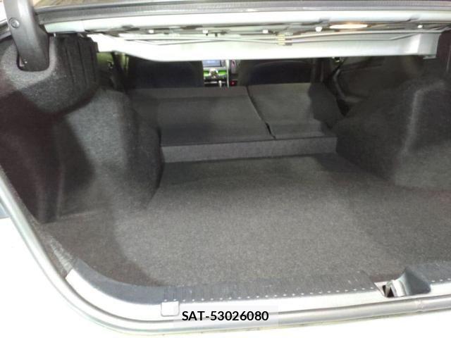 Toyota MARK X 2012-10 7059355-26