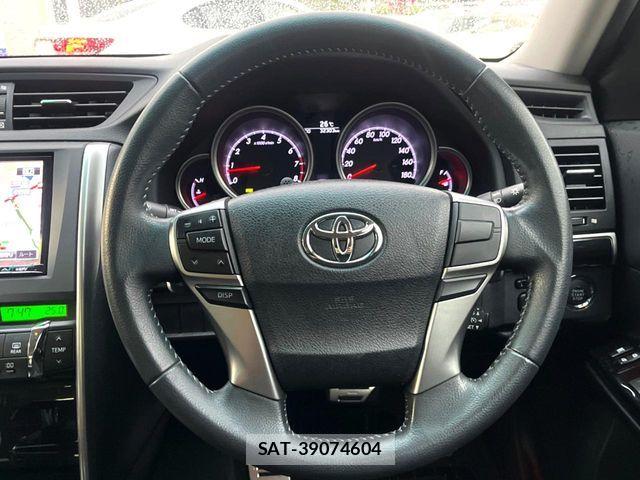 Toyota MARK X 2013-02 7059347-10