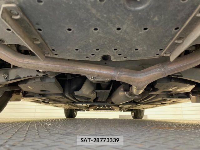 Toyota MARK X 2013-06 7059352-18
