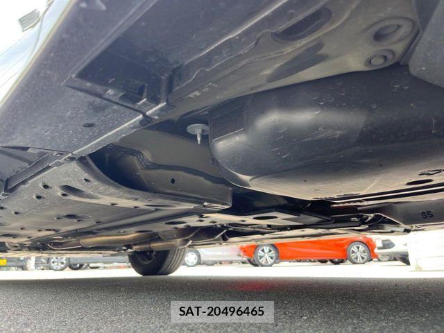 Toyota MARK X 2013-11 7221256-12