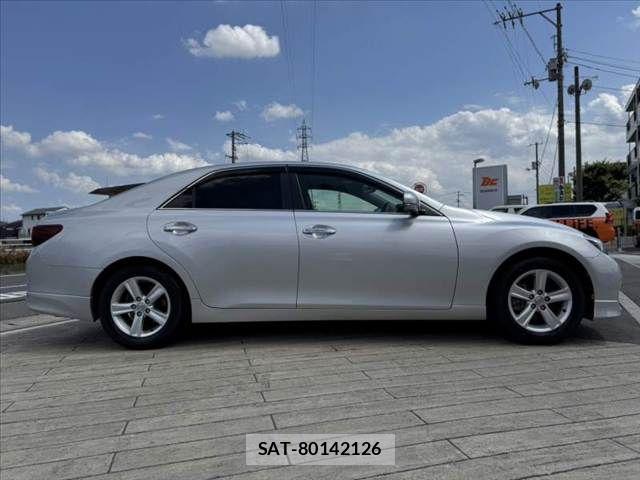 Toyota MARK X 2010-09 7221252-11