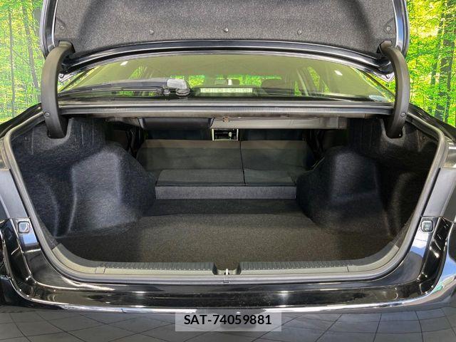 Toyota MARK X 2014-10 7221264-10