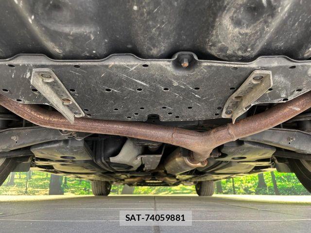 Toyota MARK X 2014-10 7221264-18