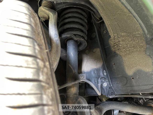 Toyota MARK X 2014-10 7221264-19