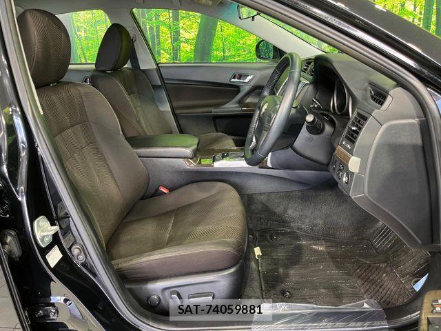Toyota MARK X 2014-10 7221264-7