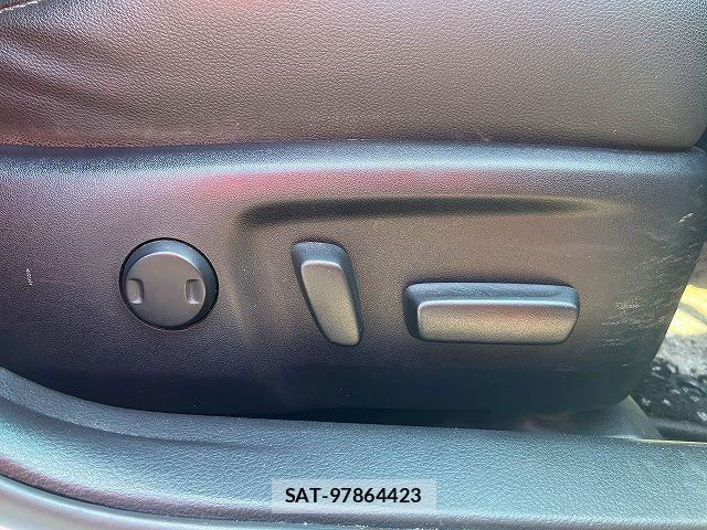 Toyota MARK X 2015-03 7221269-11