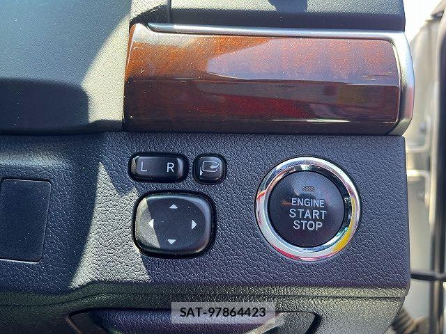 Toyota MARK X 2015-03 7221269-16