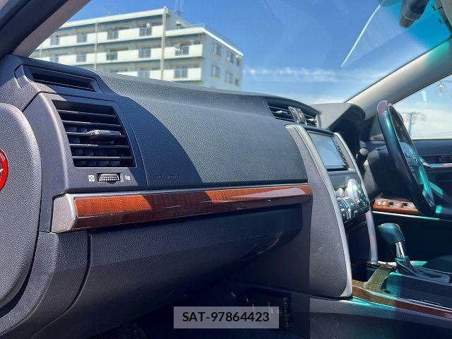 Toyota MARK X 2015-03 7221269-18
