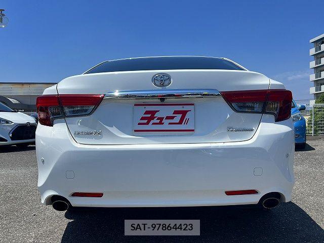 Toyota MARK X 2015-03 7221269-23