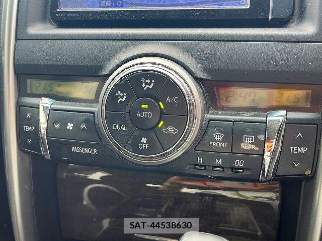 Toyota MARK X 2014-01 7221263-14