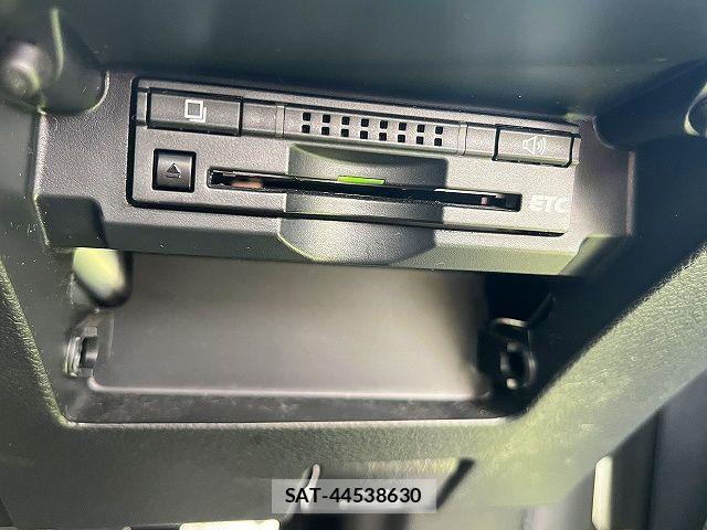 Toyota MARK X 2014-01 7221263-15