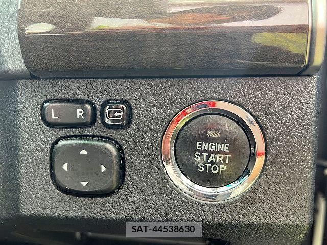 Toyota MARK X 2014-01 7221263-16