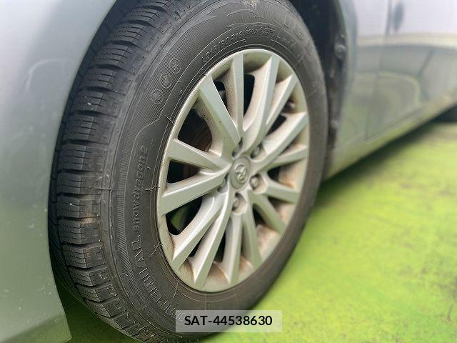 Toyota MARK X 2014-01 7221263-26