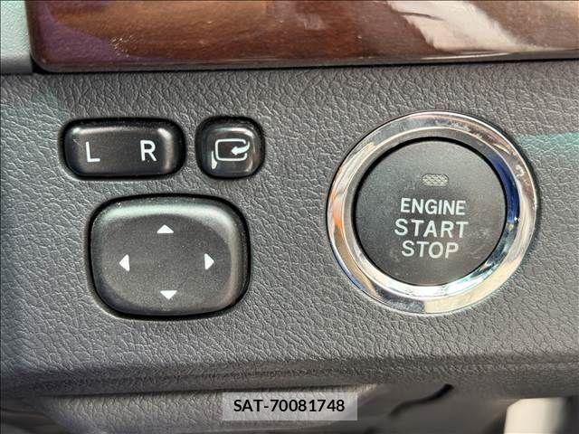 Toyota MARK X 2013-10 7221258-15