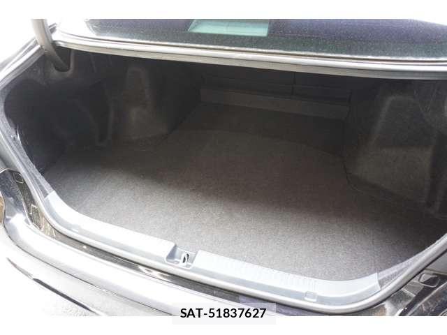 Toyota MARK X 2013-08 7221257-19
