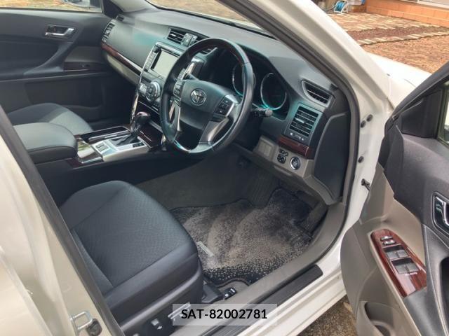 Toyota MARK X 2011-02 7221251-10