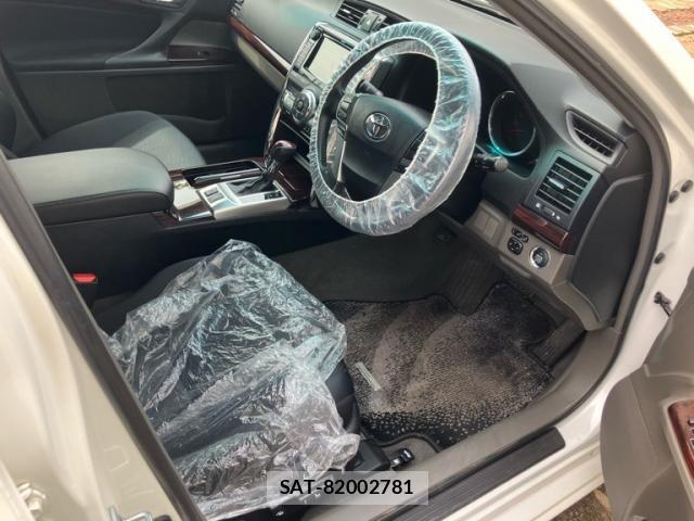 Toyota MARK X 2011-02 7221251-12