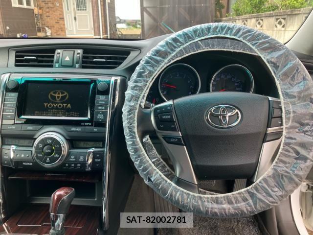 Toyota MARK X 2011-02 7221251-15