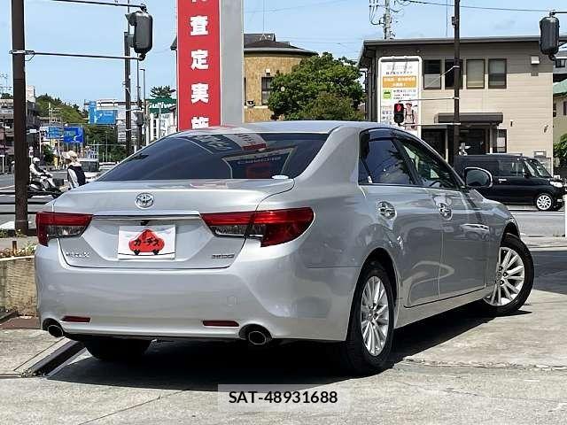 Toyota MARK X 2016-06 7221270-2