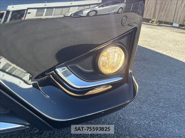 Toyota MARK X 2014-02 7221260-11