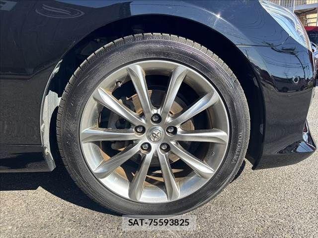 Toyota MARK X 2014-02 7221260-12