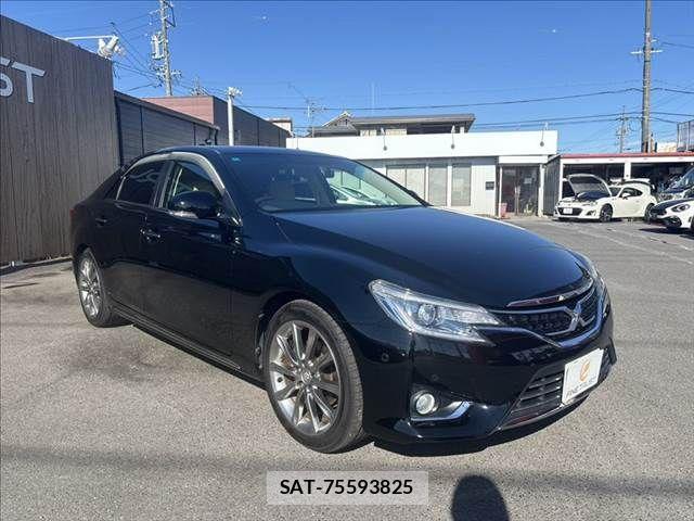 Toyota MARK X 2014-02 7221260-15