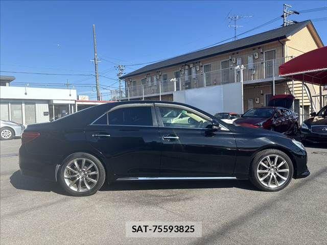 Toyota MARK X 2014-02 7221260-16